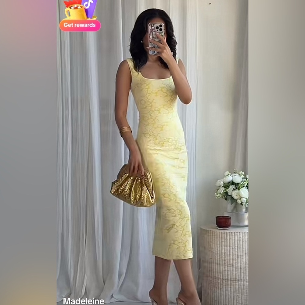 🔥🔥Zara Madeline Yellow Floral Dress